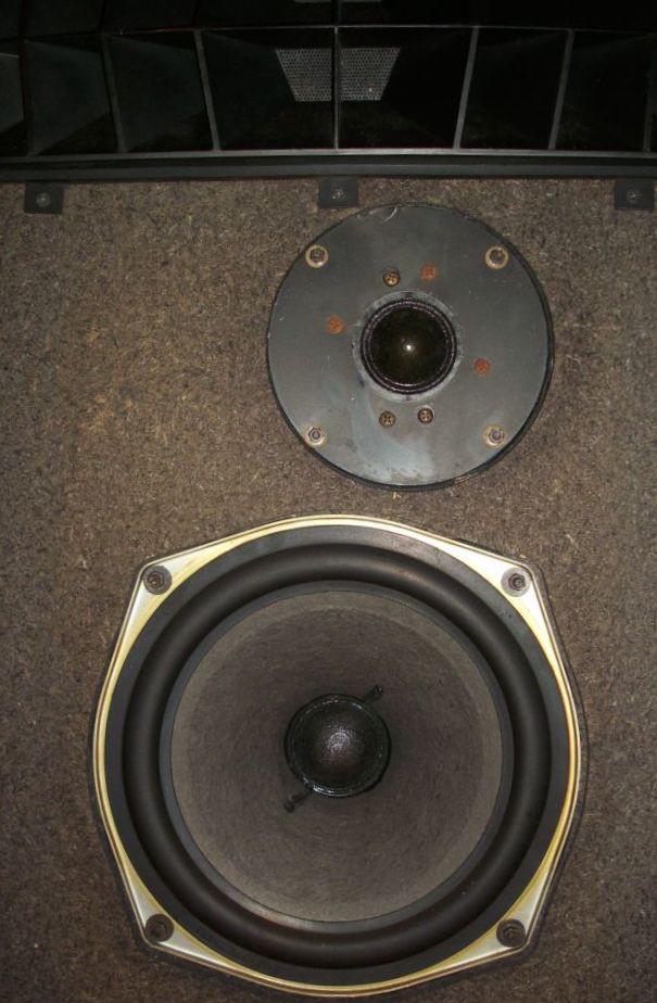 Grundig Box-703 _ru (2)