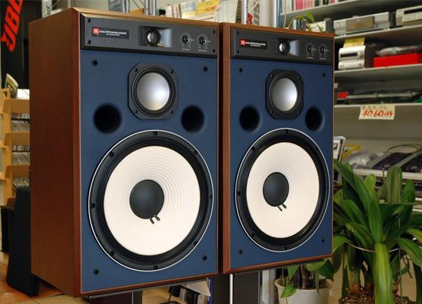 JBL_4319 _ru (4)