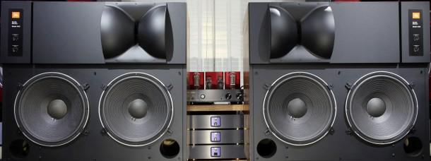 JBL 4435