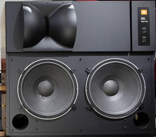 JBL 4435