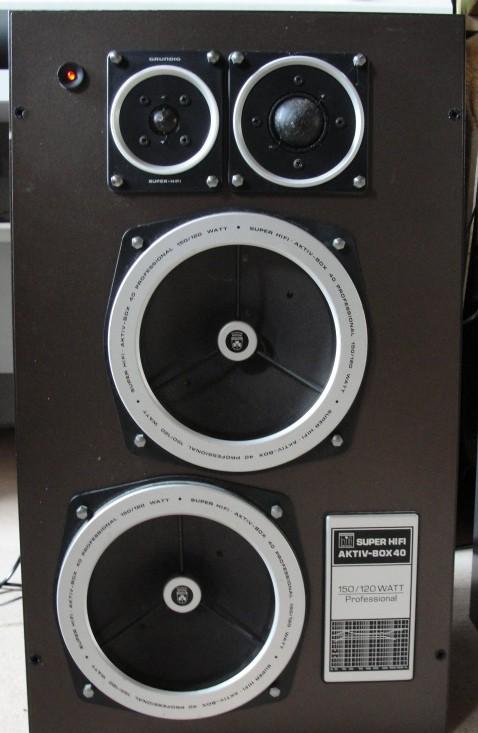 Grundig Aktiv Box 40  (3)