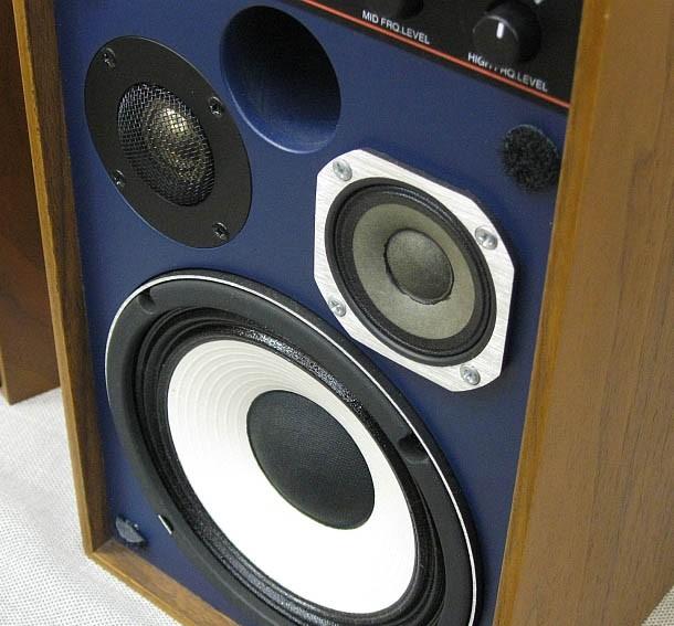 JBL 4312M  (2)