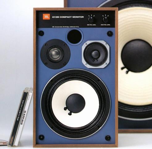 JBL 4312M  (3)