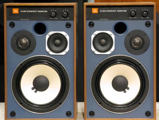 JBL 4312M  (8)
