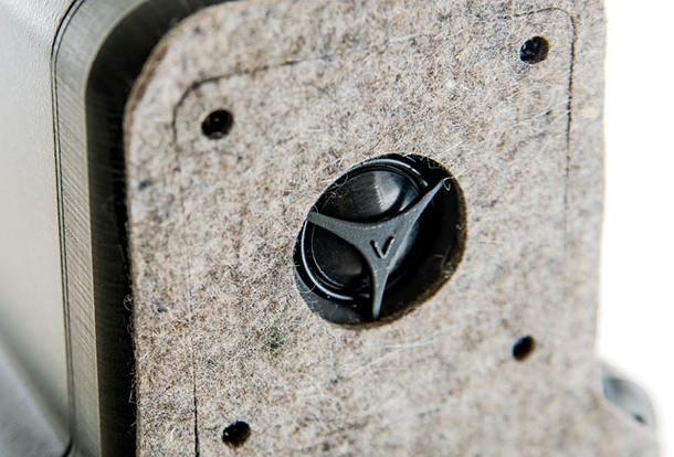 Vandersteen Model 5A Carbon — вид сбоку