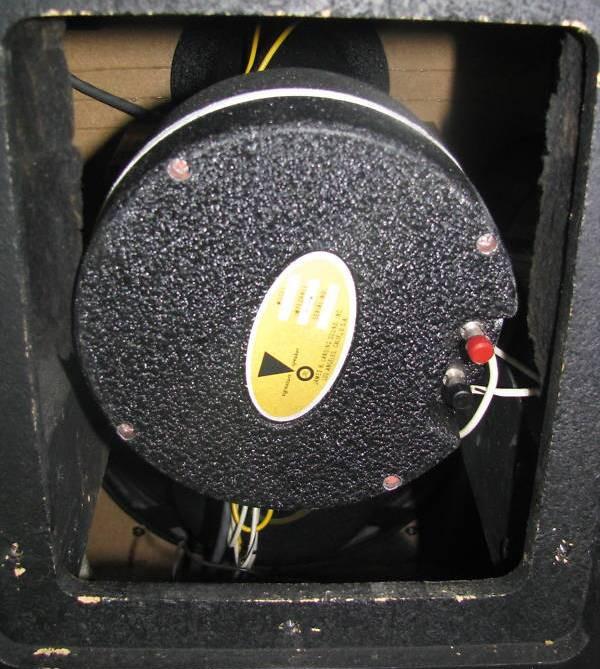JBL L300