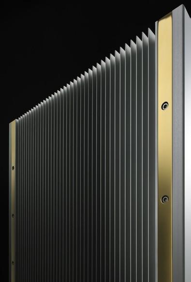Goldmund Telos 5000 крупный план