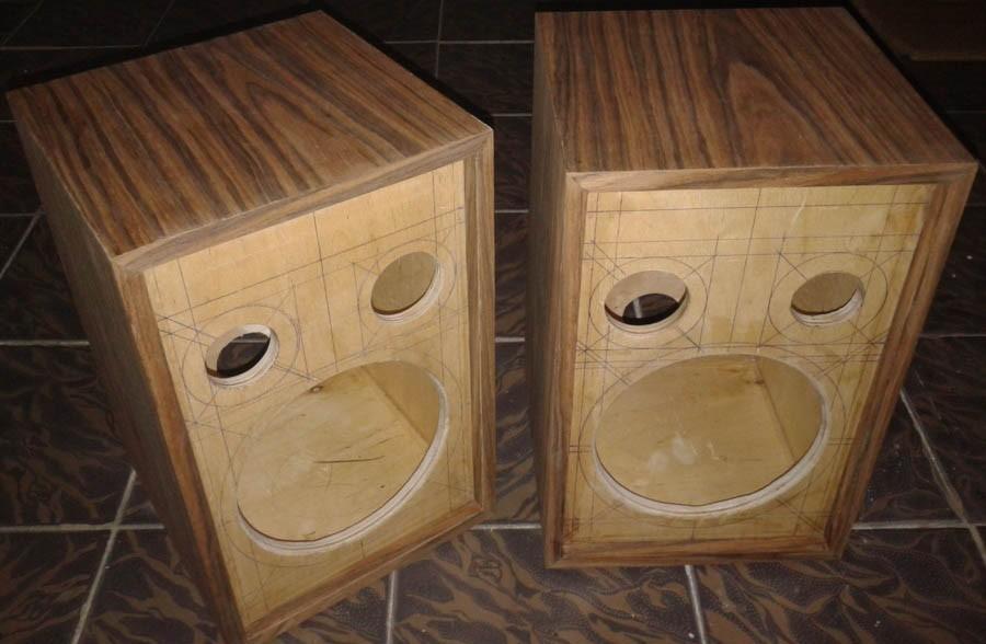 АС по типу JBL 4312M