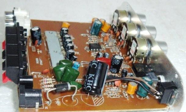 Усилитель Lvpin LP-838 внутренности, плата