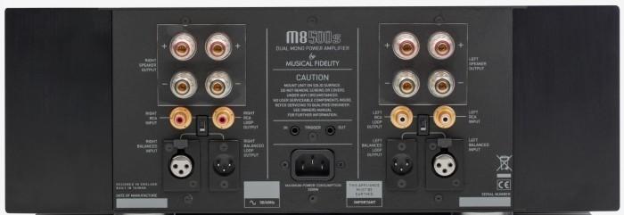 Панель управления усилителя Musical Fidelity M8-500s