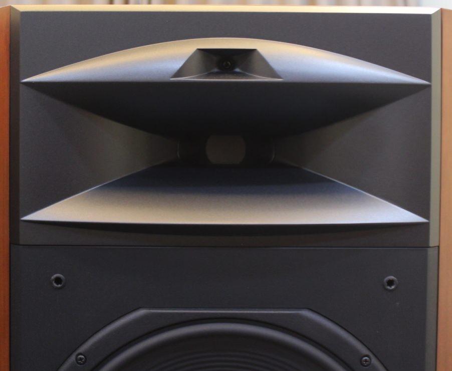 JBL S4600