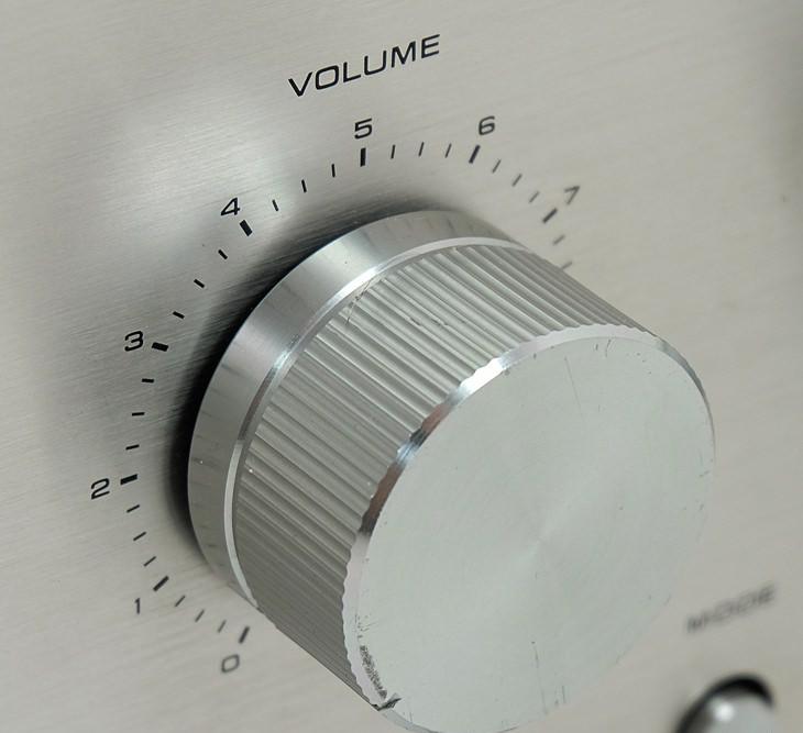 Technics SU-7200 детали корпуса