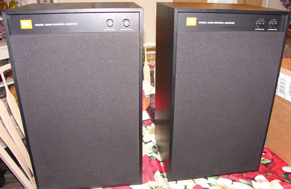 JBL 4312B