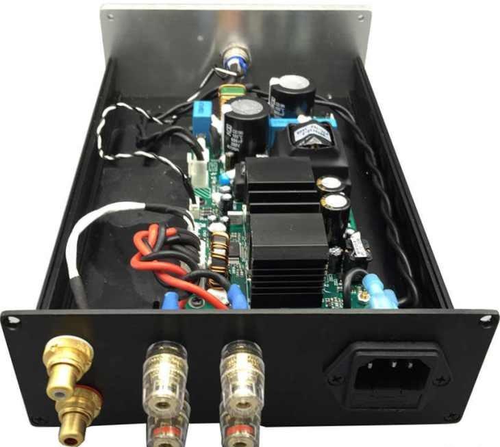 ICEpower ICE125ASX2 вид на радиатор