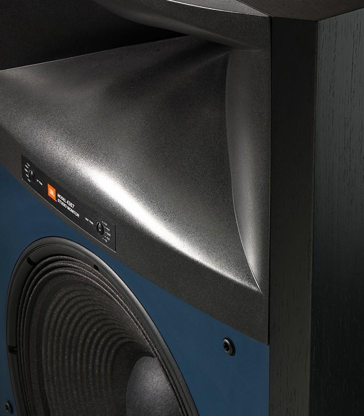 JBL 4367 Studio Monitor