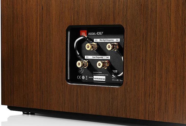 JBL 4367 Studio Monitor