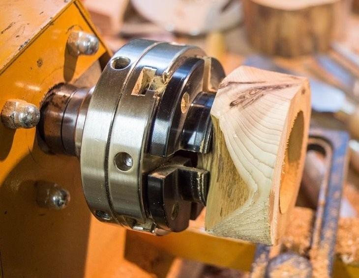 Корпус для наушников из дерева