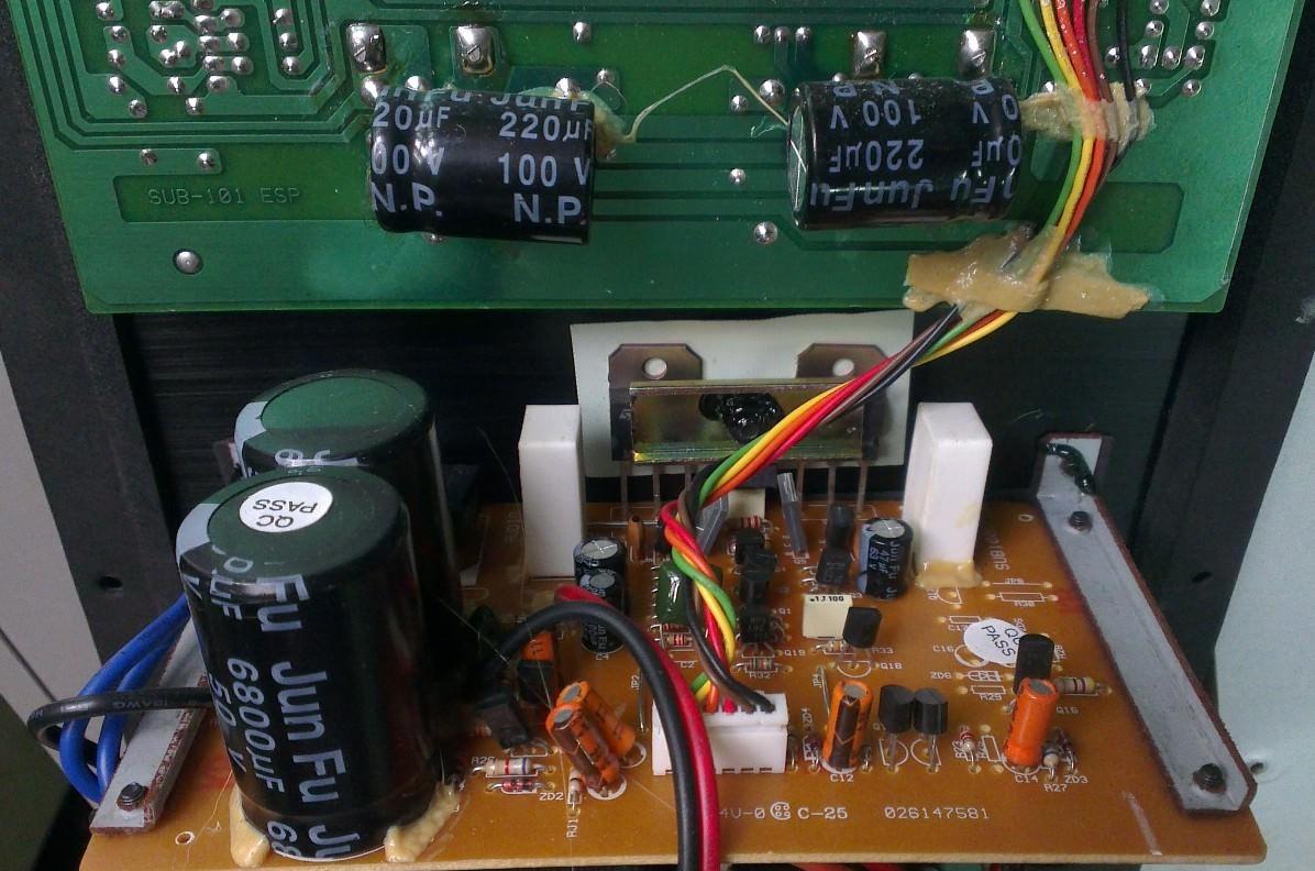ELAC SUB 101 ESP