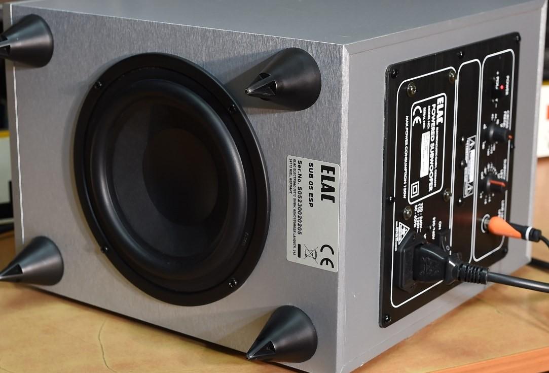 ELAC SUB 101 ESP