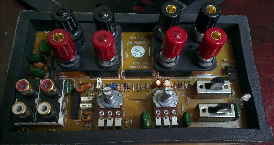 ELAC SUB 101 ESP