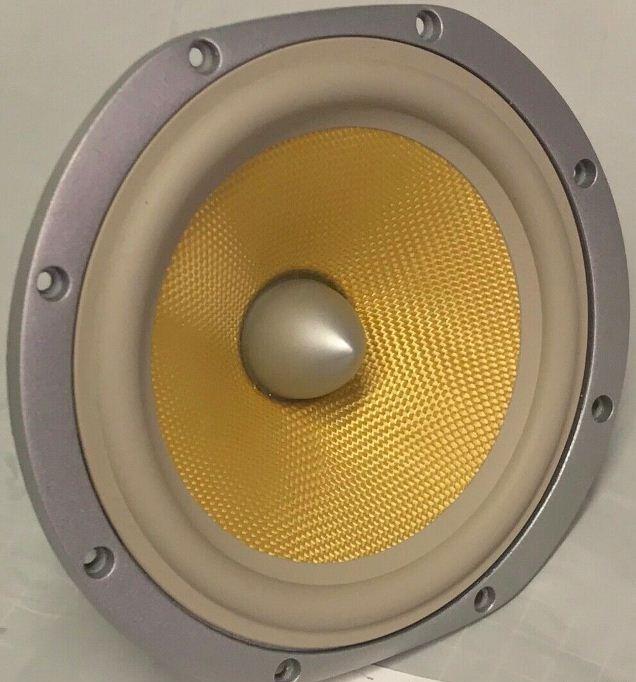 B&W DM601 S3