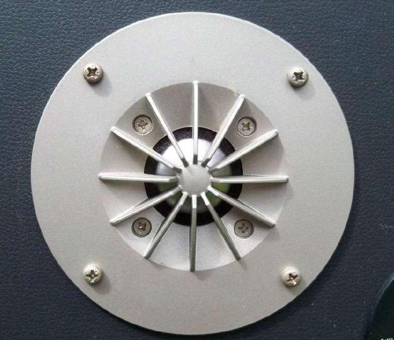 Technics SB-202