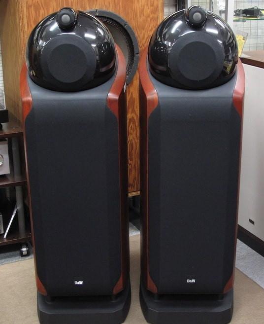 Bowers & Wilkins Nautilus 802 D2