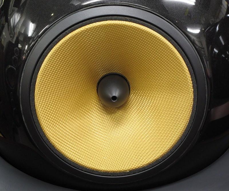 Bowers & Wilkins Nautilus 802 D2