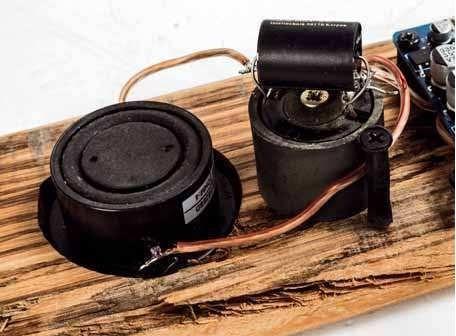 Портативная колонка на динамиках Tang Band T1-1828SD