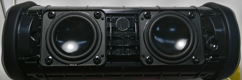 JBL Flip 4 динамики и пассивные излучатели