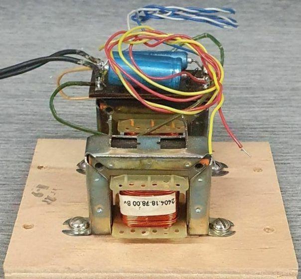 RFT Kompaktbox B 9301