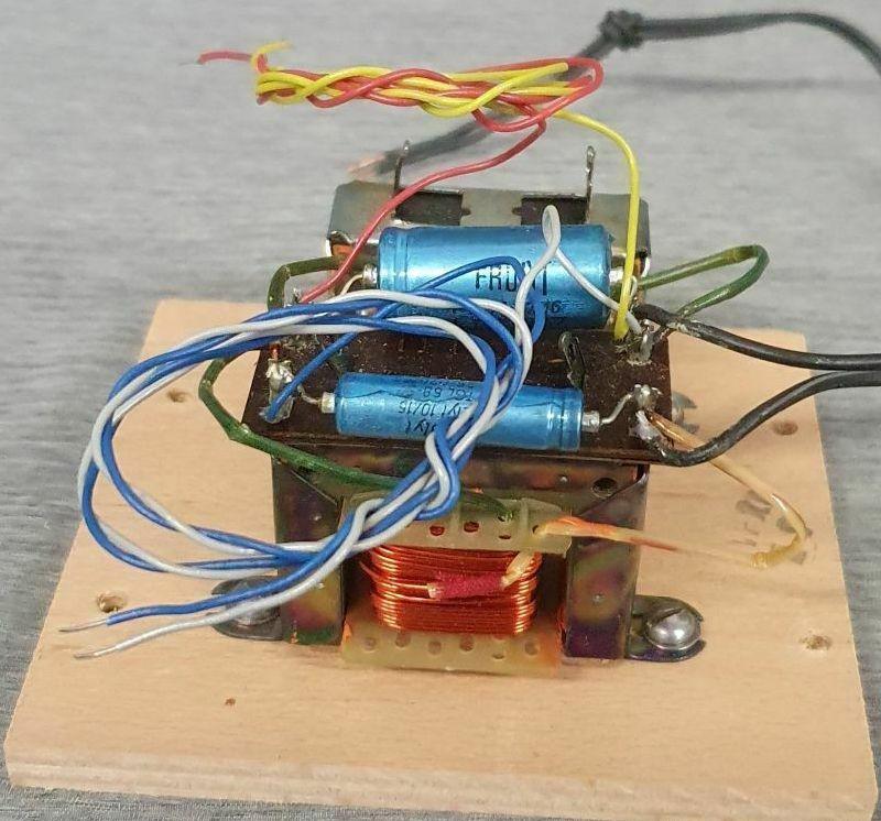 RFT Kompaktbox B 9301