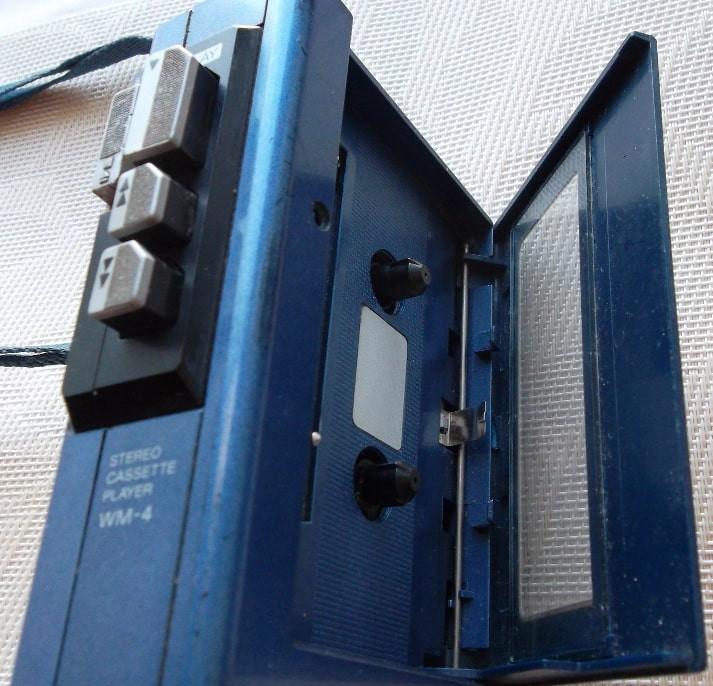 SONY WM-4