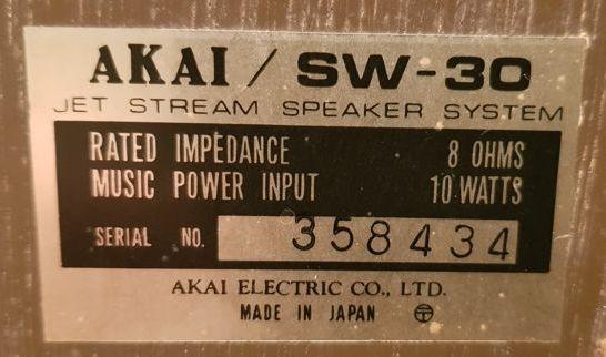 AKAI SW-30