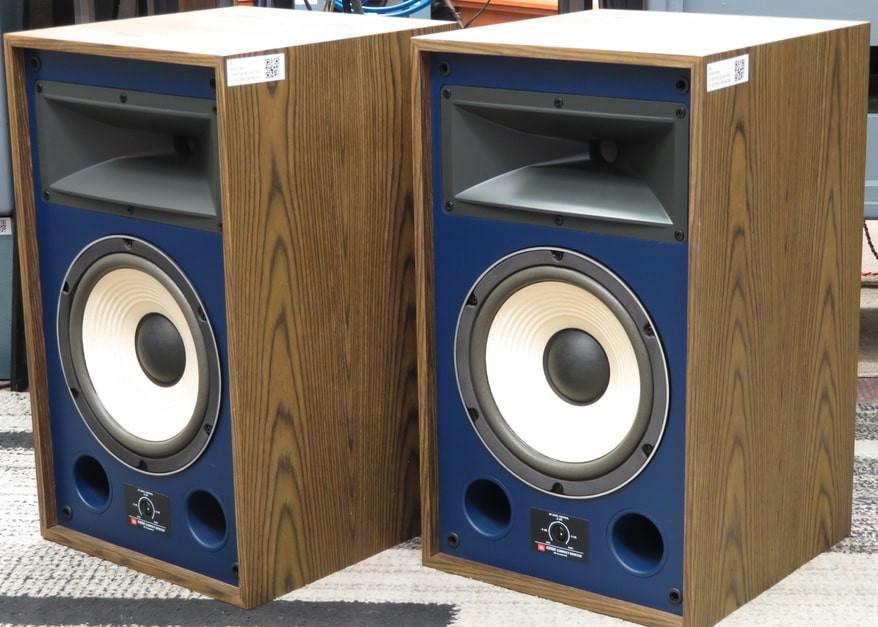 JBL 4305H