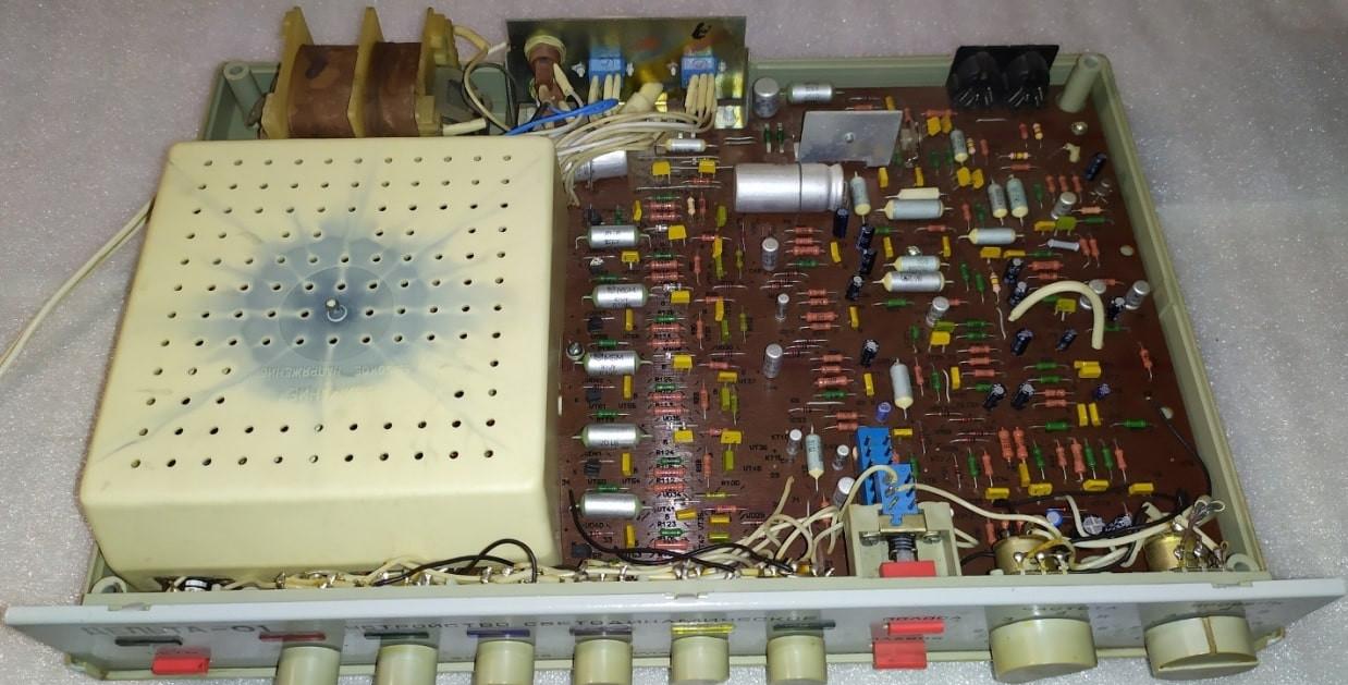Дельта-01 - устройство светодинамическое