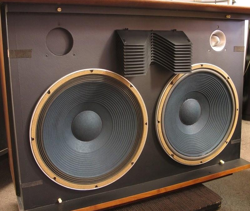 JBL Olympus