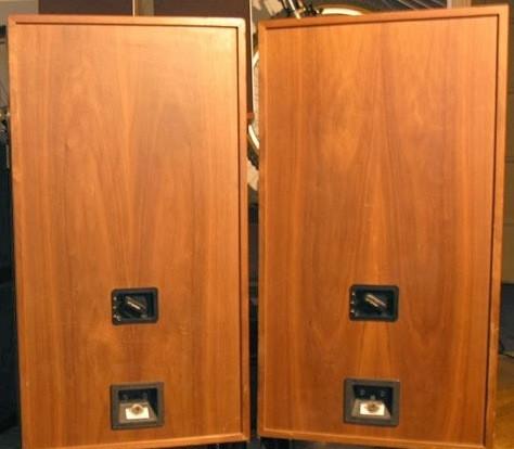 Bowers & Wilkins DM6