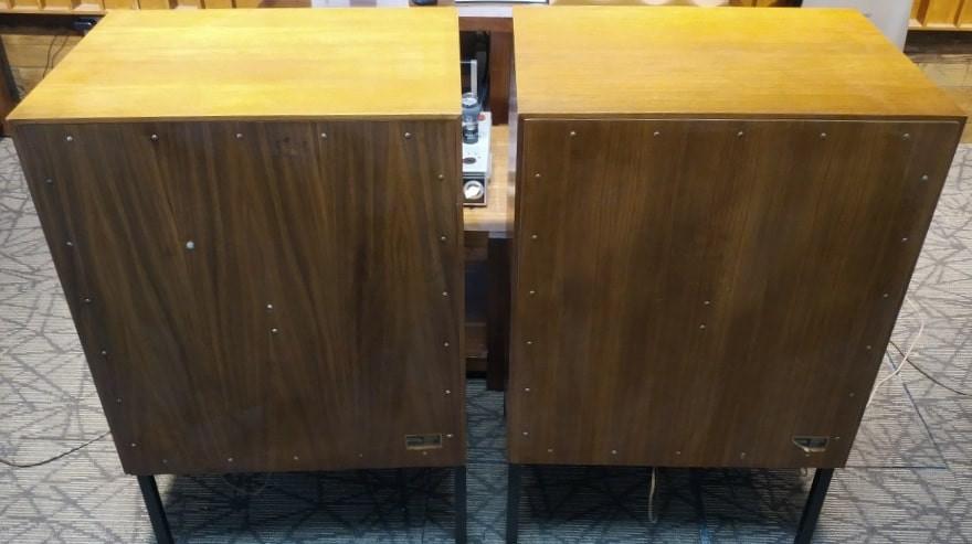 Блок объемного звучания Grundig 100