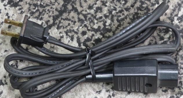 Сетевой шнур усилителя QUAD 306