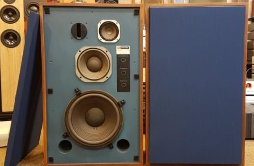 JBL 4315