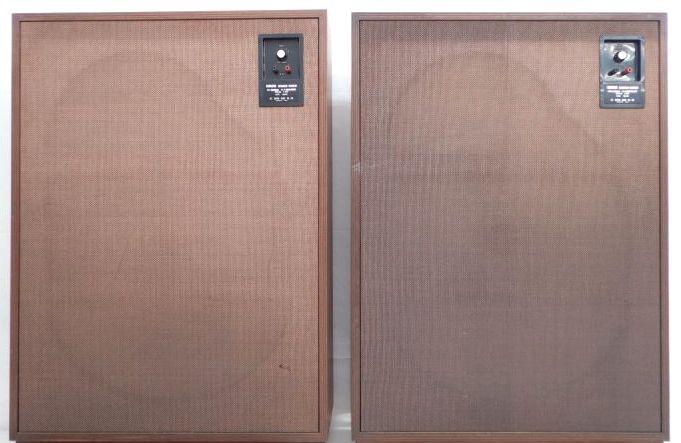 YAMAHA NS-30A