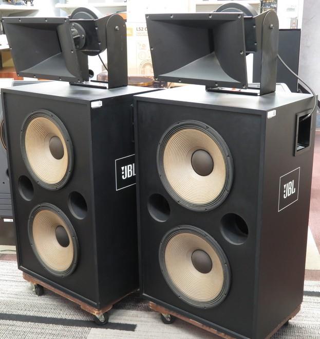 JBL 4670D