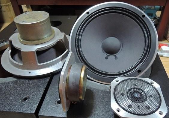 YAMAHA NS-500