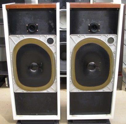 Yamaha NS-550